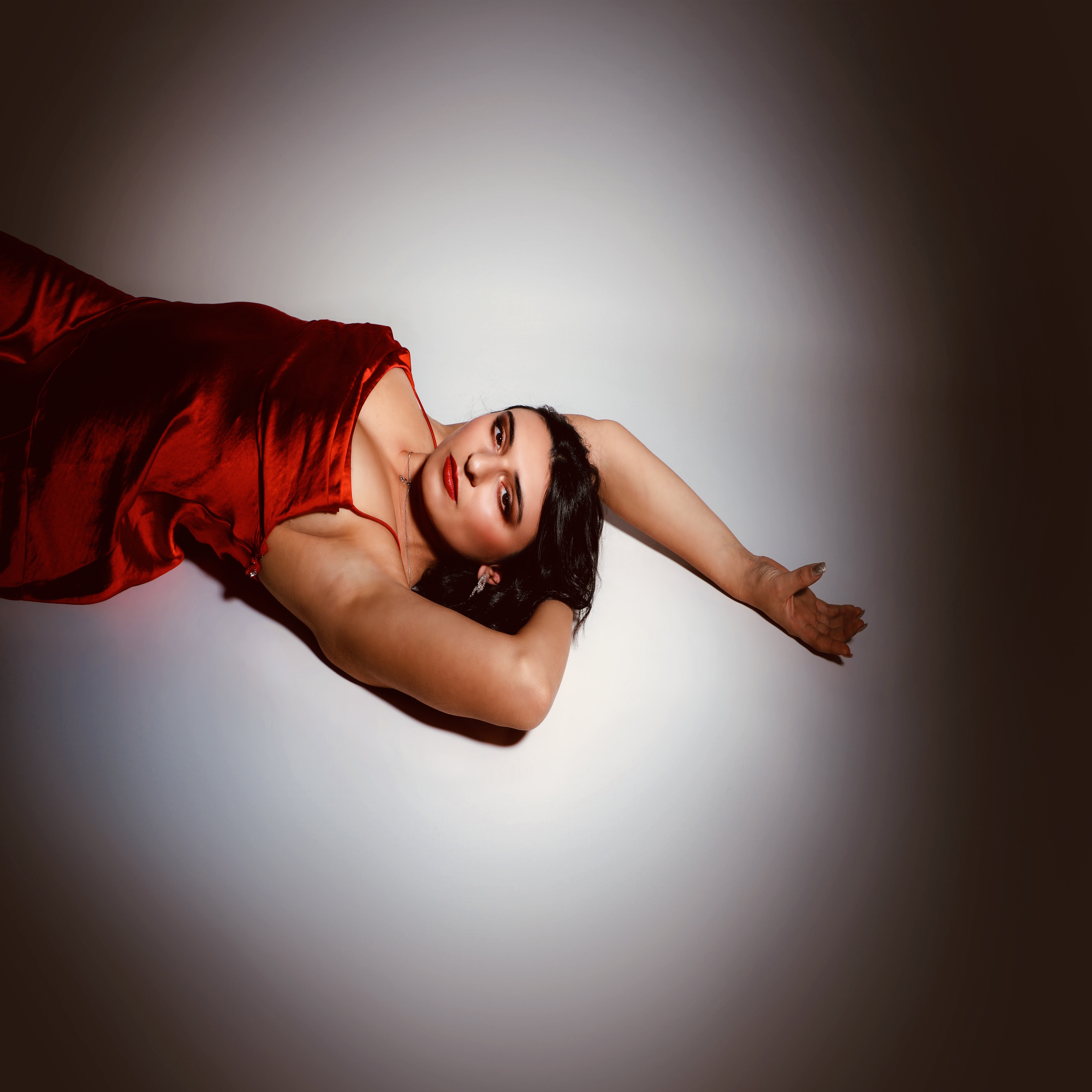 Anna Porto Talks “Hopeless Love Affair,” Collaborating with Her Sister, and More