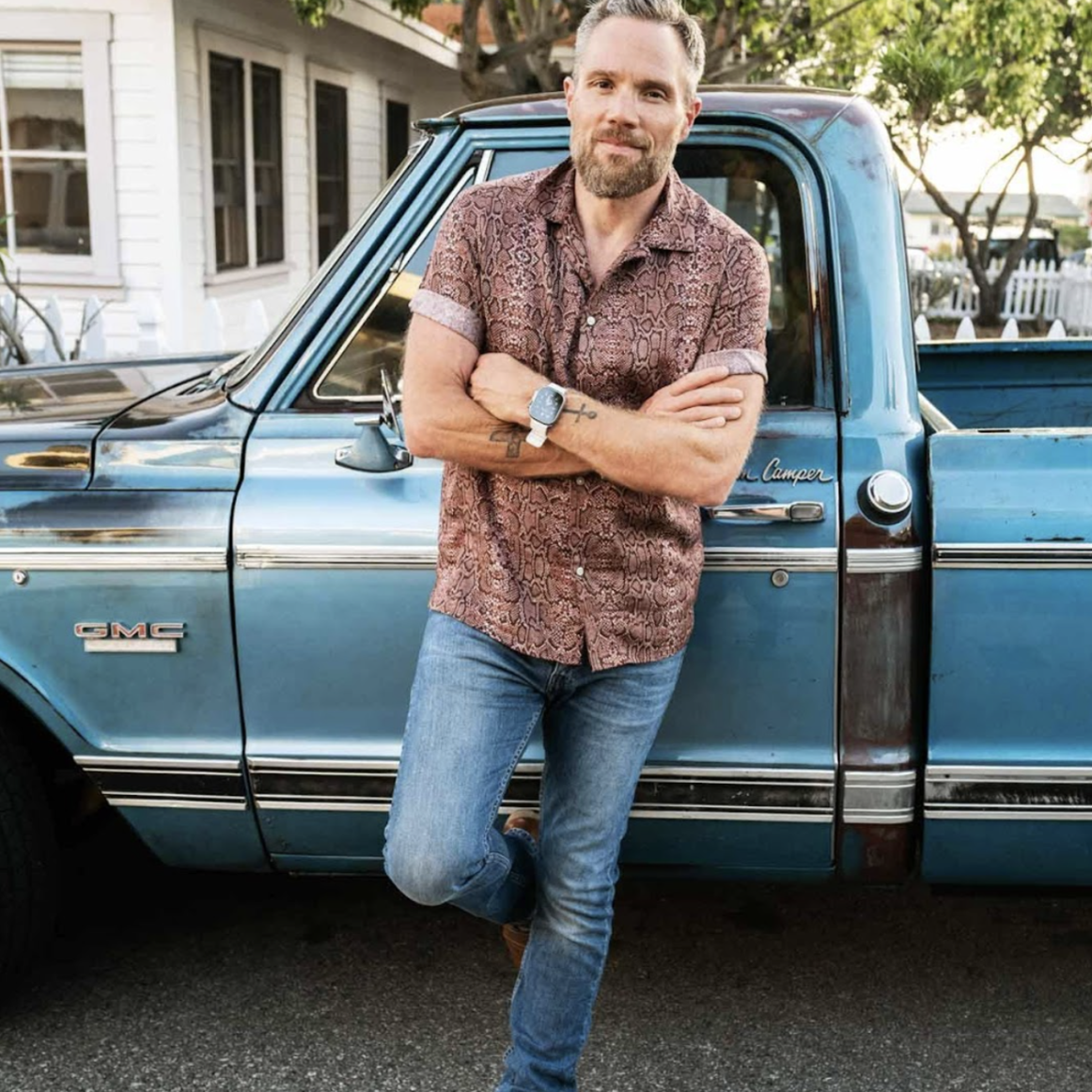 Nate Amor Chats “Walking In Memphis,” Paying Homage to Marc Cohn, and More