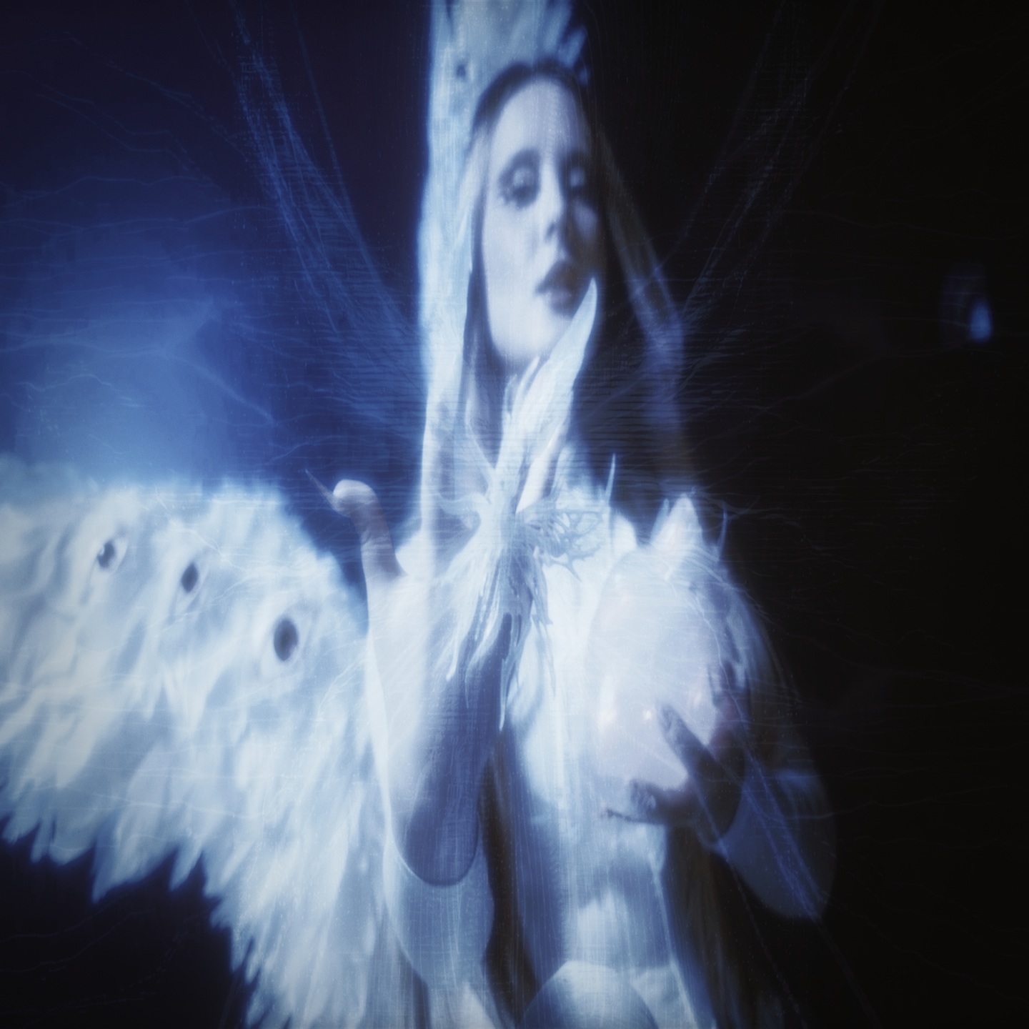 Charmelyx Chats “Edenism,” Working with Evisaveme, 3D Art, and More