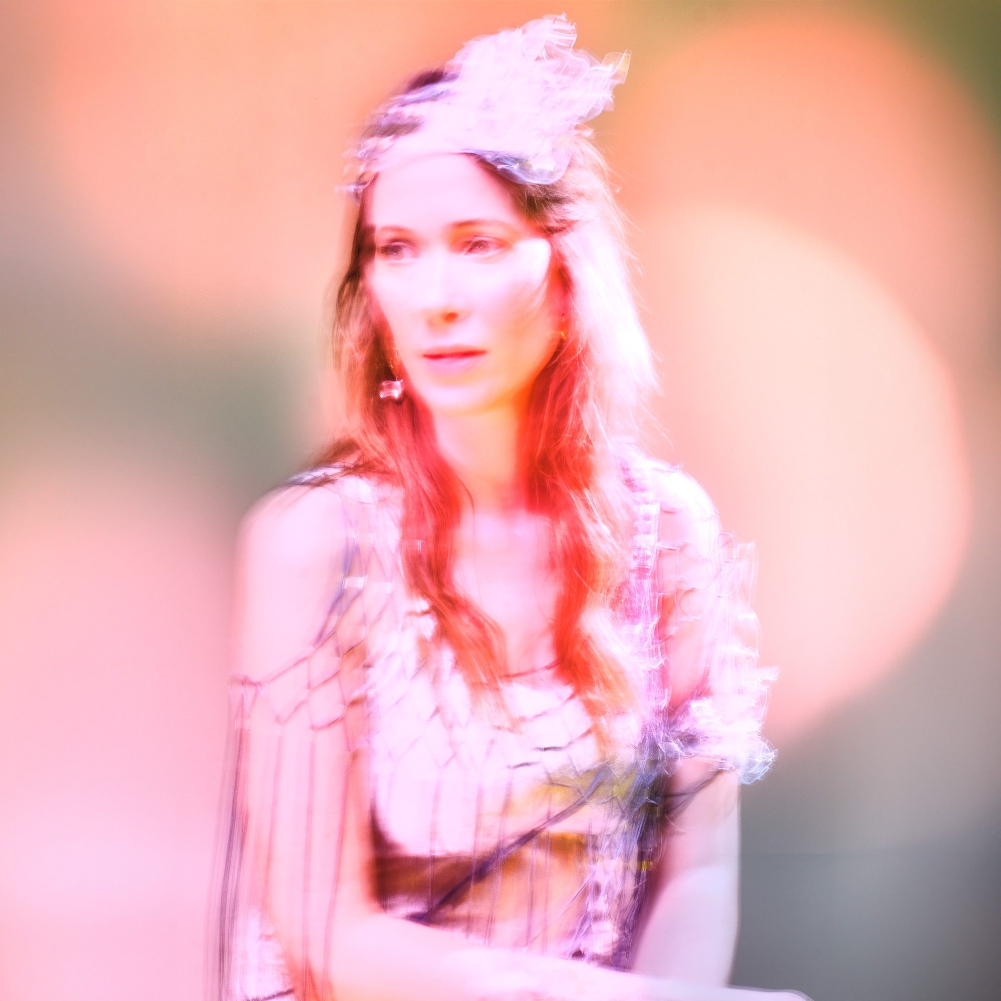 Roxy Rawson Talks “South Sudan,” Feral Folk Festival, and More